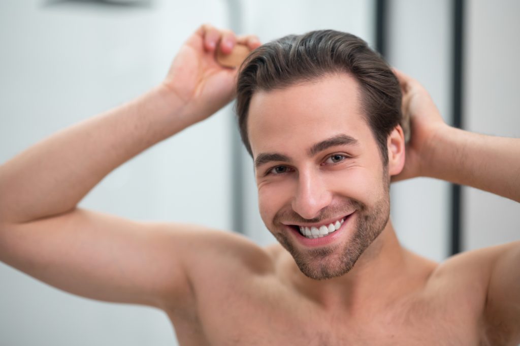 cuanto tarda en crecer el pelo tras injerto capilar